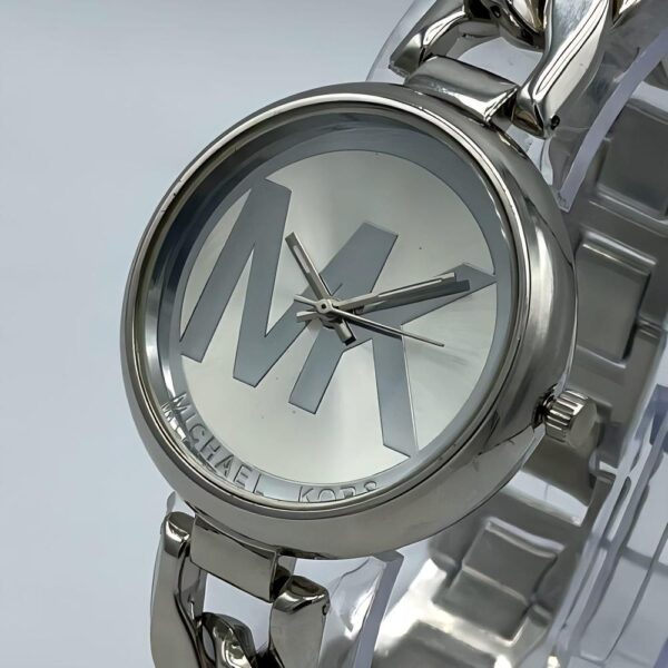 Women's stainless steel analogue watch - Image 3